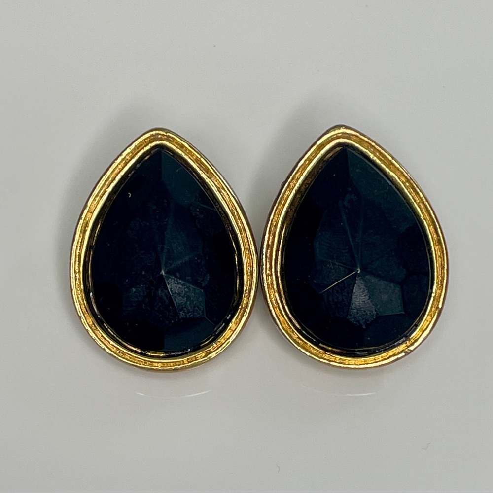 Vintage Carol Dauplaise Teardrop Chunky Earrings Clip Gold Tone Black